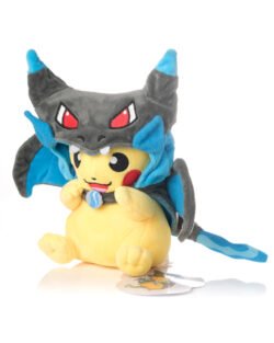 peluche pokemon pikachu con disfraz charizard negro